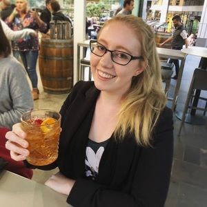 Meet your Posher, Alexandra